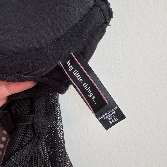 Victoria Secret Black Polka Dot Ruffled Lingerie - Picture 4 of 5